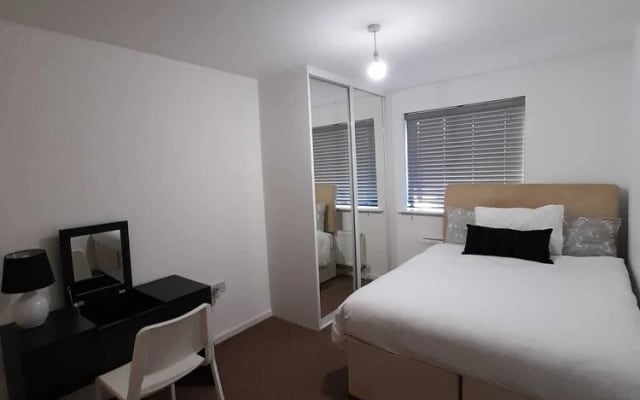 Impeccable 2-bed Apartment in London