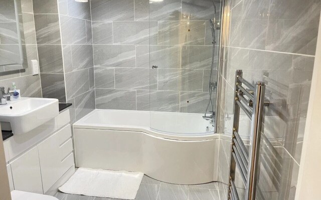 Discovery Suites