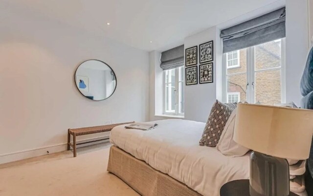 Westminster Apartments by DMONTRIO