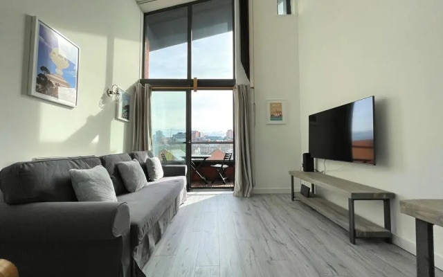 Penthouse Apartment with Parking
