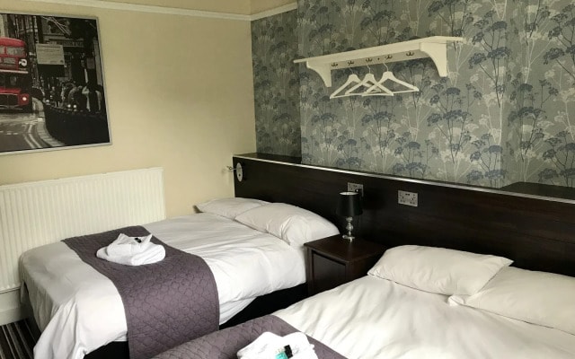 Victoria Park Hotel