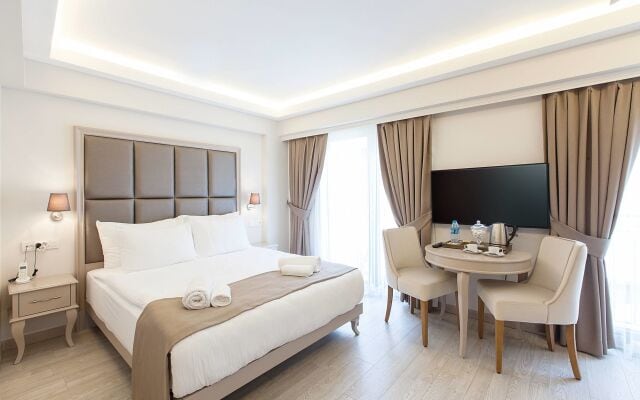 Perla Galata Hotel