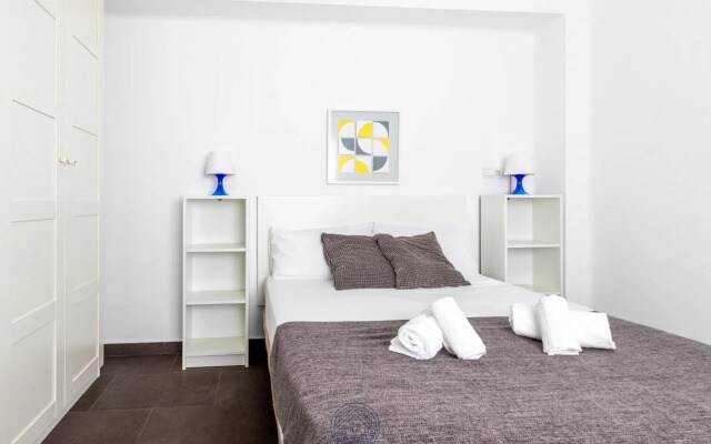 CERVANTES Apartment 28 2BR 1BT