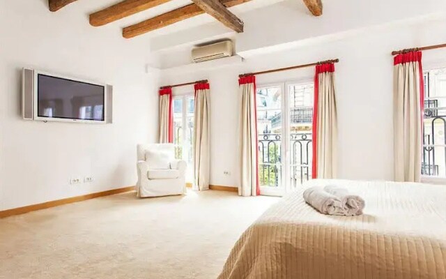 Studio Apartment in Saint-germain-des-prés & Saint-michel