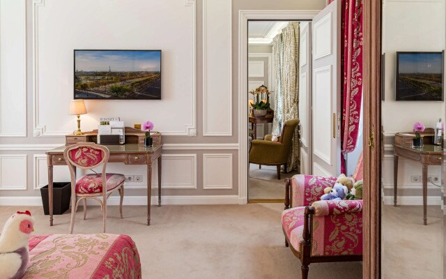 Hotel Regina Louvre