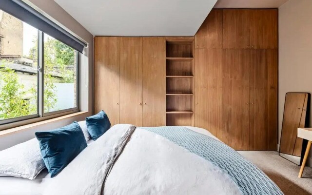 Modern 1 Bedroom Apartment 2 mins to Canal