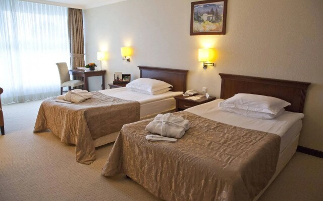 Tav Airport Hotel