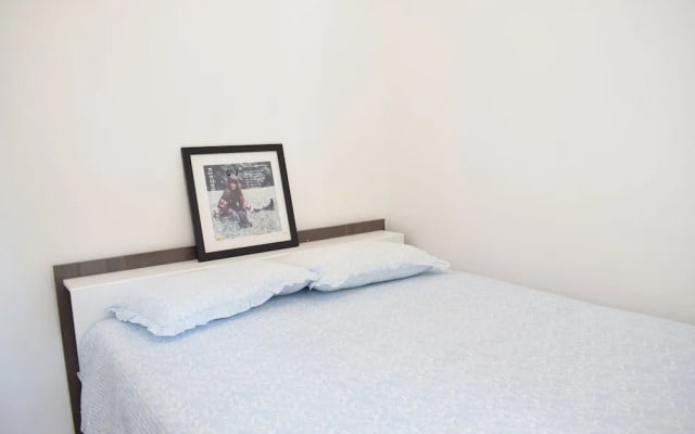 2 Bedroom City Home in Oval