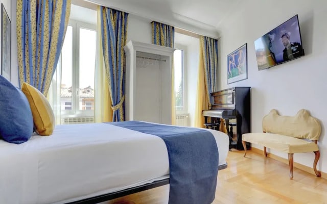 Colosseo Family Art 3BDR - Home and More