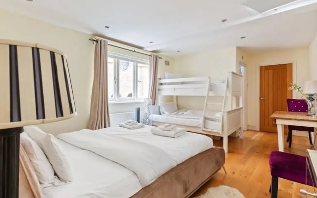 BG Private Townhouse 2 Bed 2 Bath