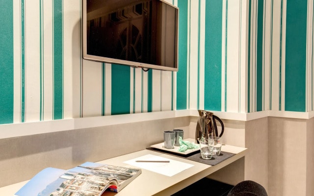 Grand Tour Rome Suites - Liberty Collection