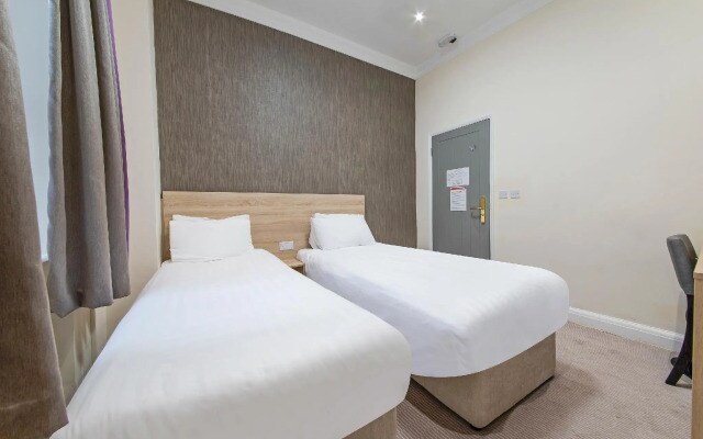 OYO London 24 Sussex