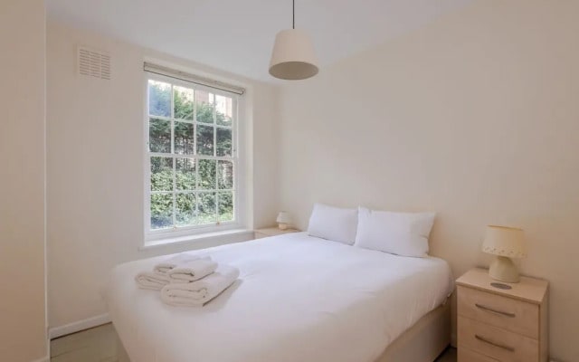 Charming 1Br Home By River Thames Fits 3