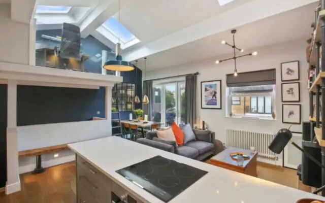 Beautiful One Bedroom House Near Clapham Common