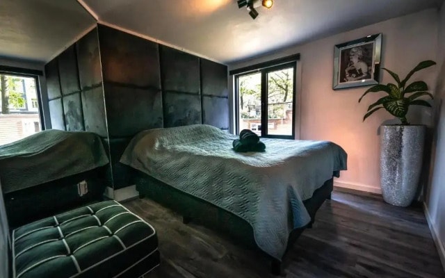 Houseboat Amstel River Suite