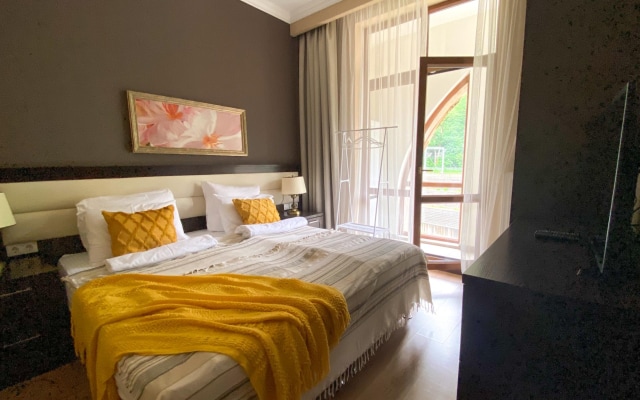 Апартаменты PolyanaHome - 1Bedroom apart 300 метром до подъемника