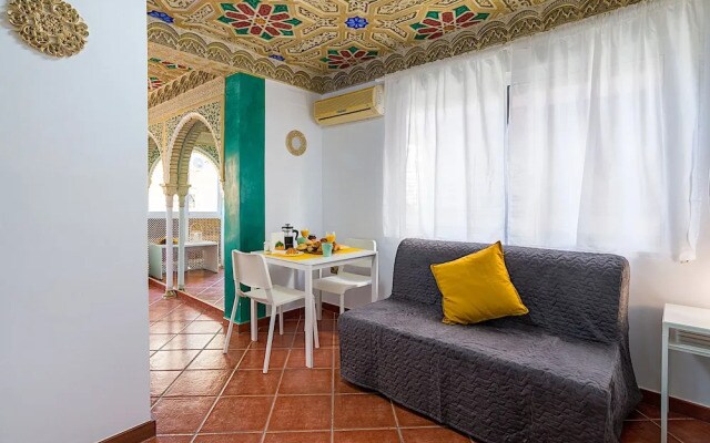 Casablanca Studio Citycenter - Adults Only