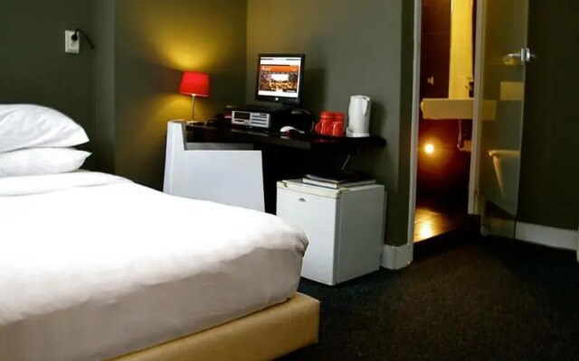 Amistad hotel