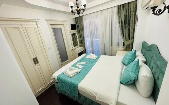 L&P Mai̇son Hotel