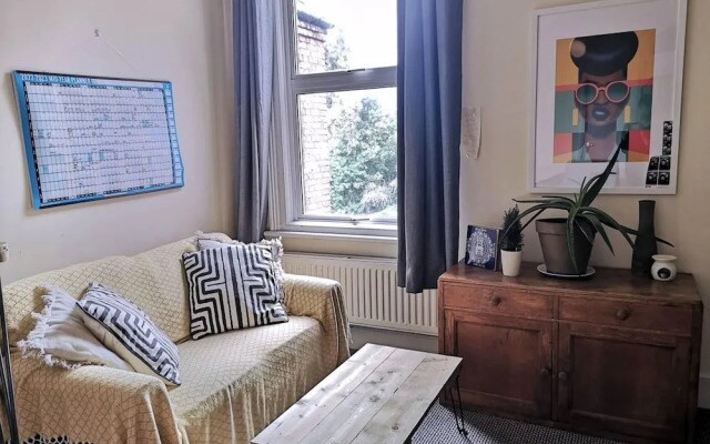 Cosy 1 Bed Flat Hideout in North London