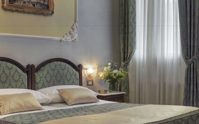 Hotel Pausania