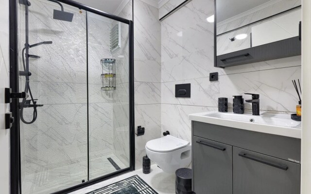 Bright Gorgeous 2BR Apt in Ortakoy