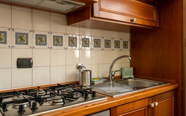 Rhona's Apartment
