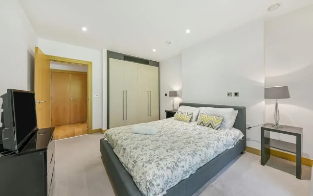 Paddington Ex LUX Flats