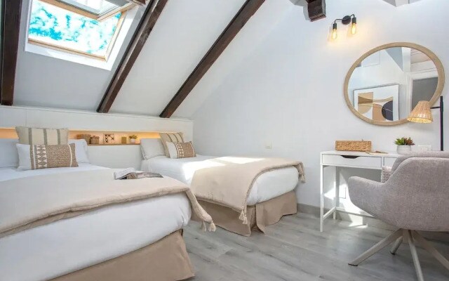 Stylish Penthouse Private Terrace Plaza Mitjana
