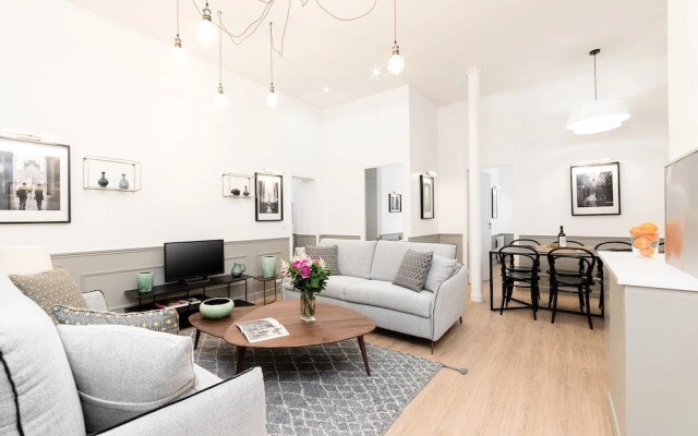 LUX 3 & 4 BDR Montmartre I by Livinparis