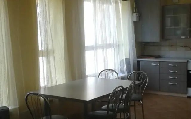 Adena Apartment Kapsu