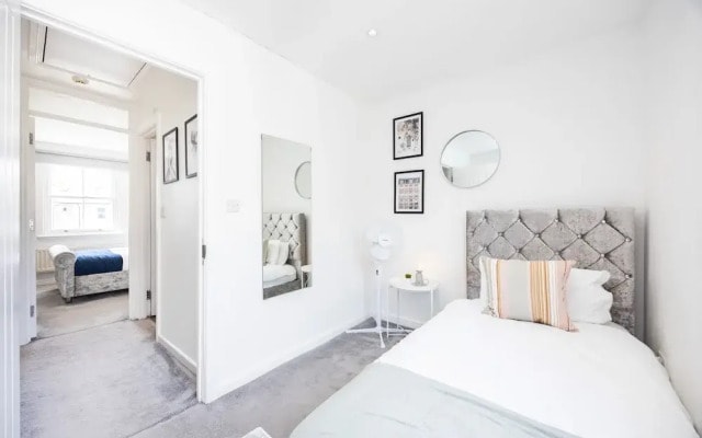 2br- Smart Tvs- Fast Wifi, Free Parking & Sofa Bed