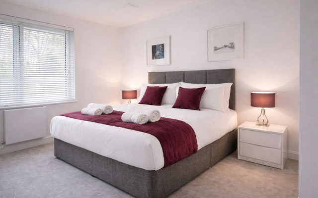 Roomspace Apartments -Kew Bridge Court