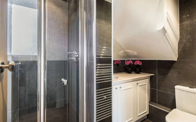 Chelsea - Sloane Avenue Apartments By Flying Butler