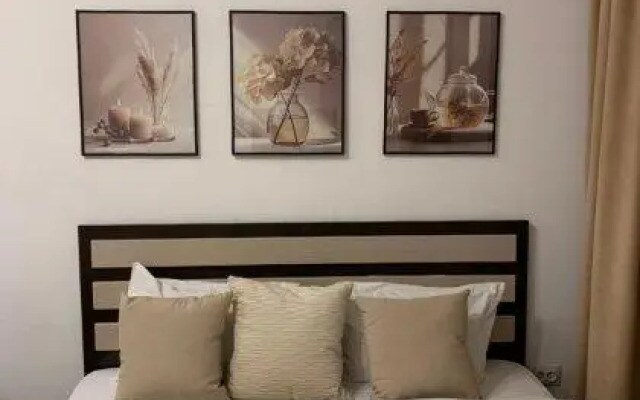Airport Cozy Flat