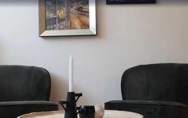 Marnix residence