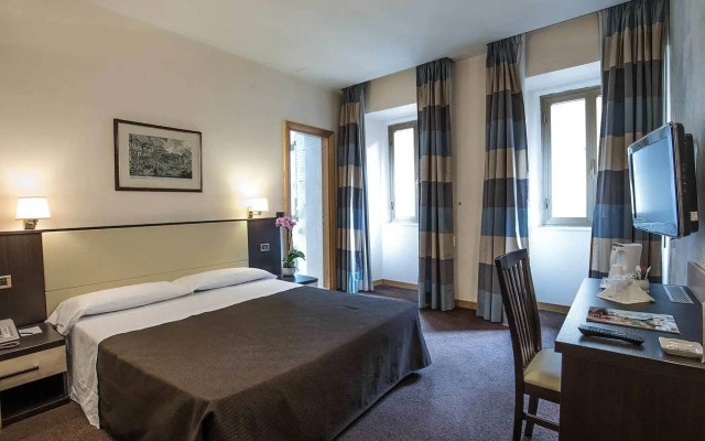 Hotel Tritone Rome