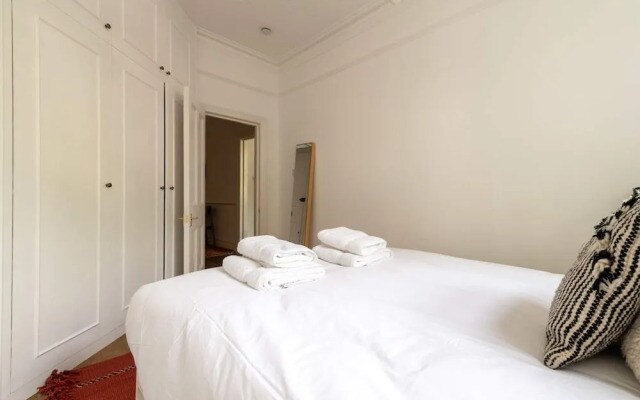 Stunning Maida Vale Apartment