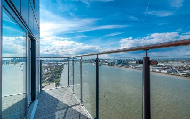 Skyvillion-apartments Near River Thames Excel & O2 Woolwich