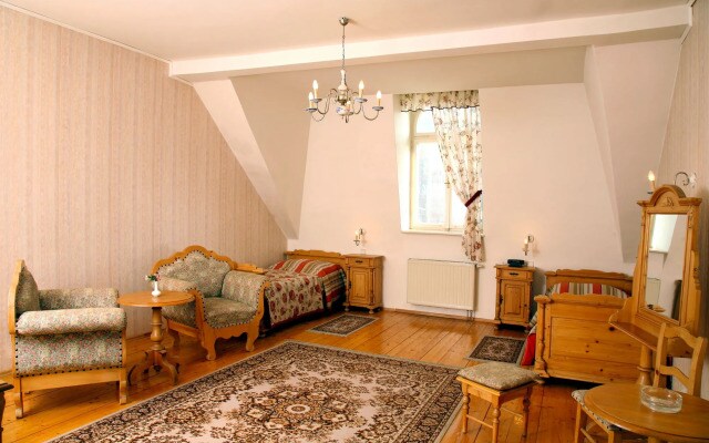 Hotel Heluan