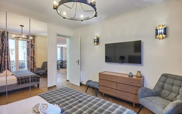 Sublime Apartment in the Heart of the Marais