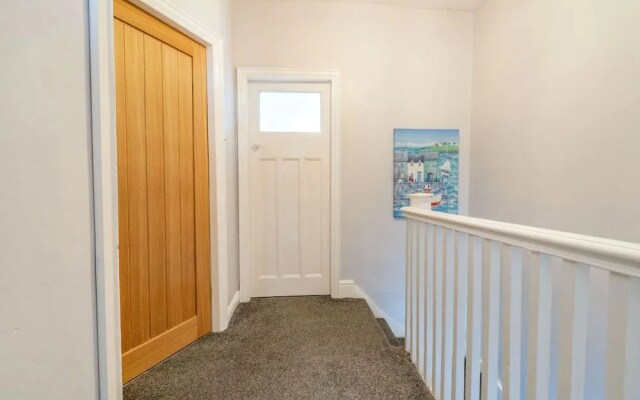 Sea View House