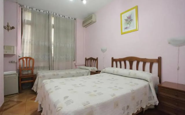 Hostal Fuentesol