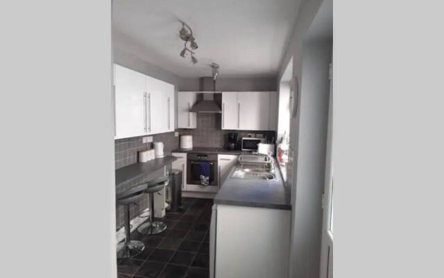 Seaside Home from Home 4bedroom sleeps 8