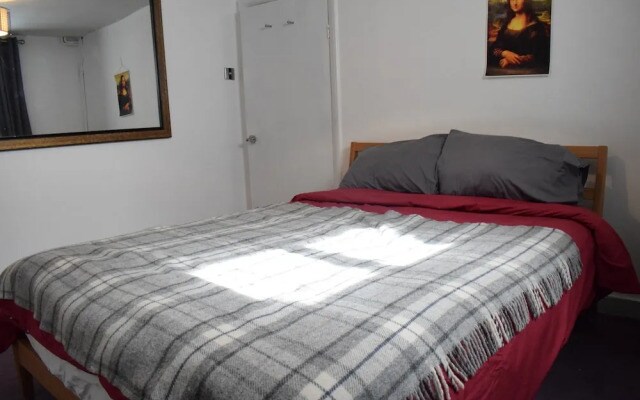 1 Bedroom Flat With Garden In Lambeth