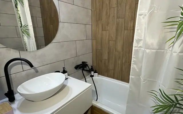 Апартаменты на улице Шишкова 144Б