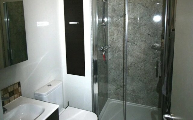 Stylish Light-filled 1 Bedroom Flat In Hammersmith