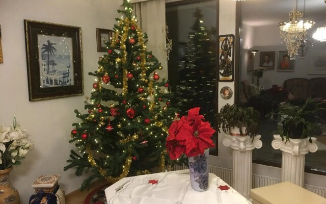 Mari House