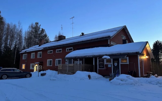 Wanha Koulu - Old School Lodge Tahko