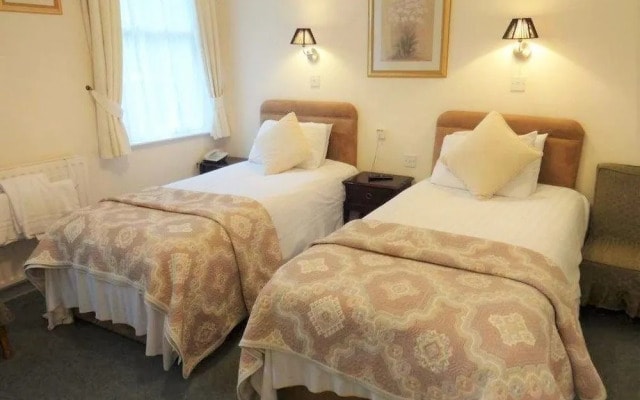 Holgate Hill Hotel